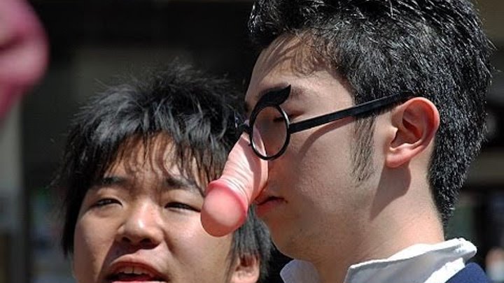 По двум азиаткам пенисом ходил По двум азиаткам пенисом ходил