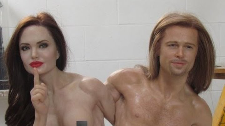 На eBay продают восковую фигуру голых Джоли и Питта