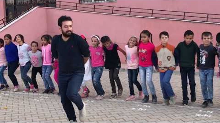 Mardin Gökçe İlkokulu Halay Halk Oyunları 23 Nisan Prova