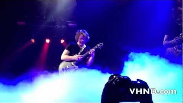 Eddie Van Halen Guitar Solo 2012 Live at the LA Forum