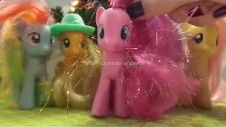 Рождественские приключения пони (My Little Pony)