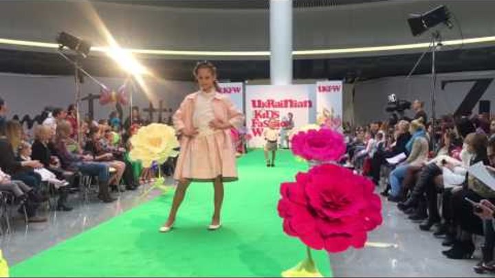 Ukrainian KID'S Fashion week сезон ВЕСНА Ukrainian KID'S Fashion week сезон ВЕСНА