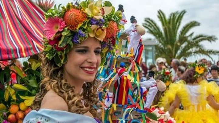 Madeira Flower Festival 2015 - Video - Cortejo alegórico Festa da flor 2015 Ilha da Madeira Madeira Flower Festival 2015 - Video - Cortejo alegórico Festa da flor 2015 Ilha da Madeira