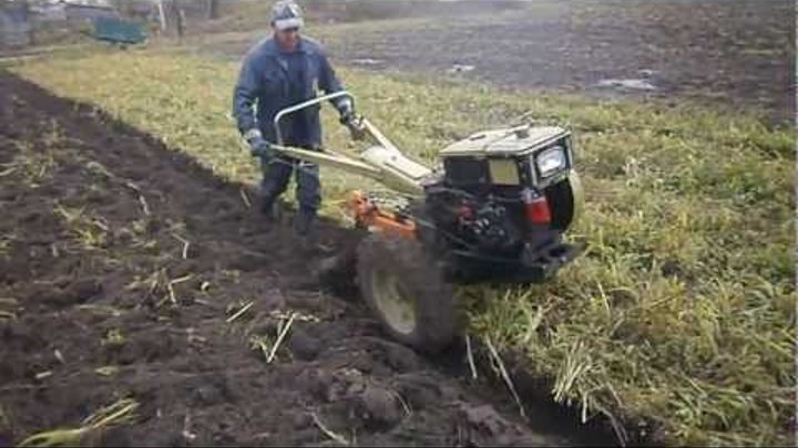 foto-siski-s-motoblokom-odnu