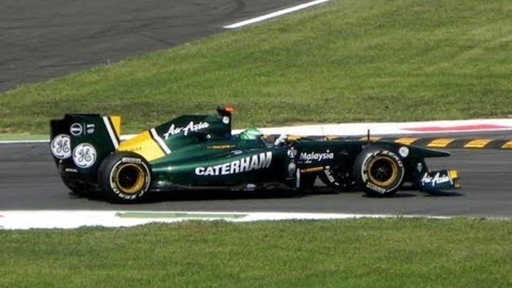 How the Formula 1 Blown Exhausts Sound Like - F1 2011 How the Formula 1 Blown Exhausts Sound Like - F1 2011