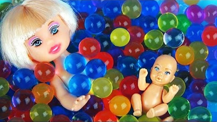 Беременная кукла Штеффи родила малыша Маша и Катя потеряли ключи Мультик для детей Play Baby Doll