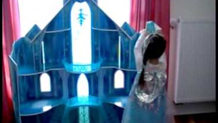 Замок Эльзы (Frozen) и светящая мебель. Дисней принцесса Эльза. Мы празднуем Алине 4 годика.