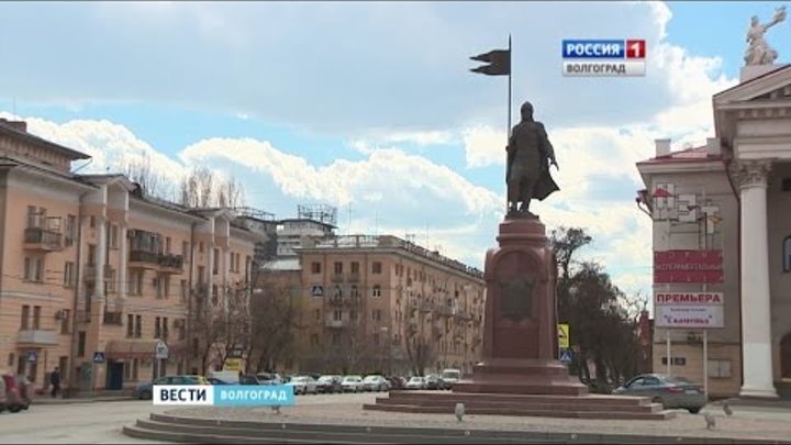 В Волгограде заложили памятный камень в основание Александро-Невского собора.
