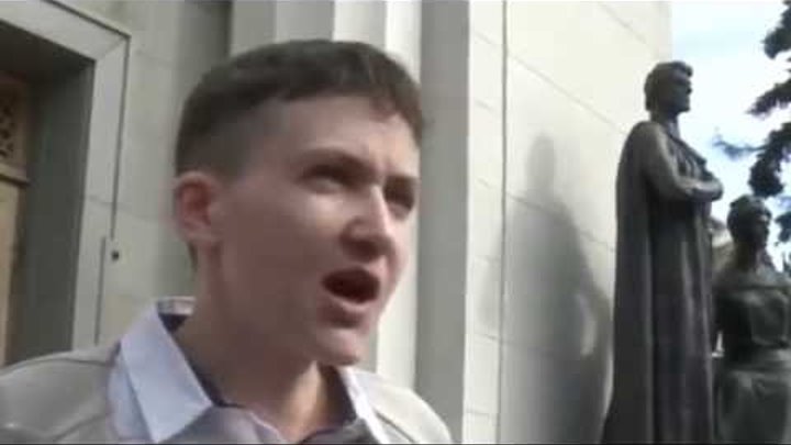 Савченко назвала журналистов шакалами Савченко : Журналисты напали как шакалы , как собаки