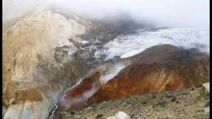 Kamchatka volcanoes in Russia Камчаmка カムチャツカ 火山 ロシア