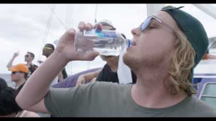 L D R U - Be Free (Official Video) L D R U - Be Free (Official Video)