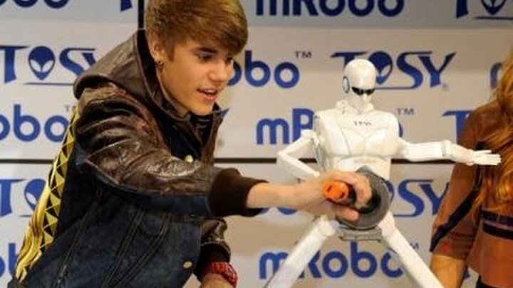 CES 2012 Day Two Overview with Justin Bieber CES 2012 Day Two Overview with Justin Bieber