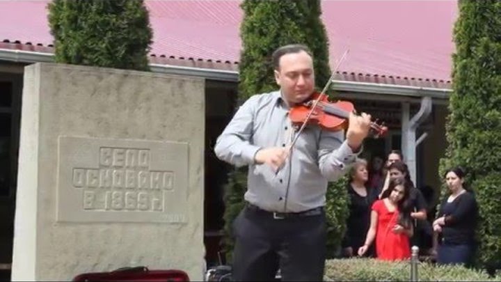 Армен Авджан на 101-ой годовщине памяти жертв Геноцида армян Армен Авджан на 101-ой годовщине памяти жертв Геноцида армян