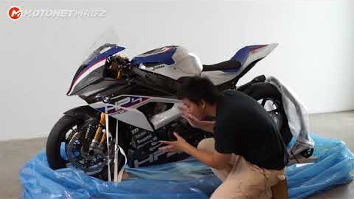 BMW HP4 Race Indonesia First Impression Review by MotonetMagz BMW HP4 Race Indonesia First Impression Review by MotonetMagz