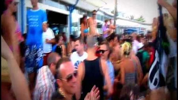 Afrojack vs Fedde le Grand ft Leony-Amsterdots Sparks (Dj Geniu Mashup) смотреть онлайн Afrojack vs Fedde le Grand ft Leony-Amsterdots Sparks (Dj Geniu Mashup)
