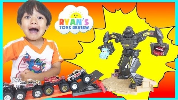 Hot Wheels Monster Jam Trucks Maximum Destruction Battle Trackset Disney Cars Toys for Kids