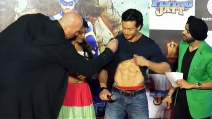 Tiger Shroff Shows His 6 Pack Abs At A Flying Jatt Trailer Launch