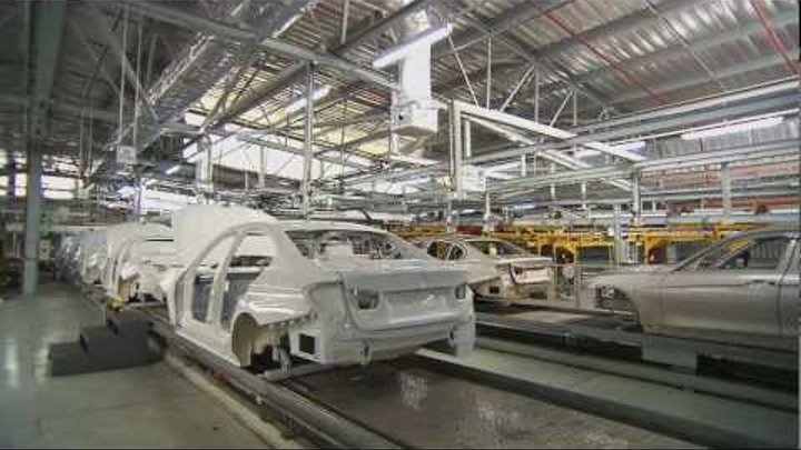 BMW F30 3 Series Production Process at Rosslyn Plant - Assembly (3 of 4)