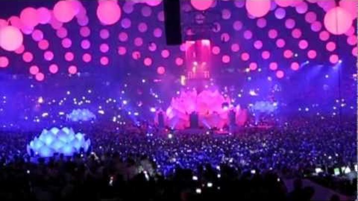 Sensation White Innerspace - Amsterdam 2011 (Good live sound) Sensation White Innerspace - Amsterdam 2011 (Good live sound)