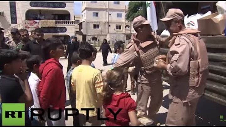 Syria: Russian forces distribute aid and medical treatment in Latakia