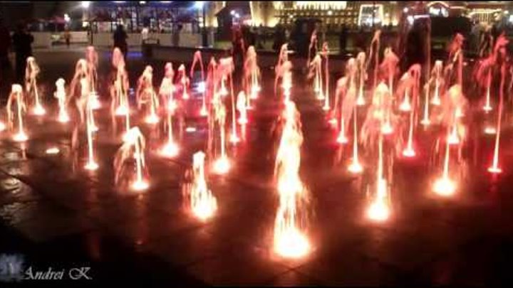 Дубай.+Фонтан в парке Global Village. (Dubai. Fountain in the Park Global Village)