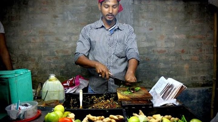 Street Food - Chickpea Mix (ছোলা মাখা) - Spicy street food of Bangladesh
