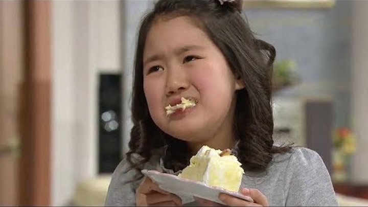 Heri bị anh trai trị tật ham ăn và cái kết quá đắng Heri bị anh trai trị tật ham ăn và cái kết quá đắng
