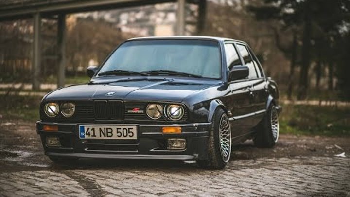 Bmw E30 - Trailer Bmw E30 - Trailer