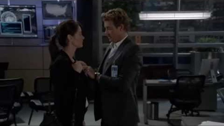 The Mentalist 7x06-Jane,Lisbon:"Any guesses about your present?" The Mentalist 7x06-Jane,Lisbon:"Any guesses about your present?"