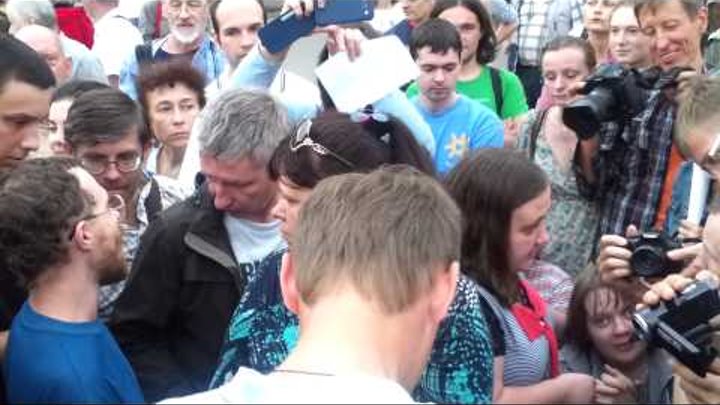 Встреча Алексея Навального с избирателями у метро Орехово 7.08.