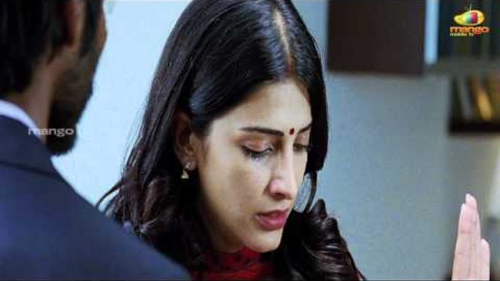 Shruti Hassan slapping Dhanush - 3 movie scenes