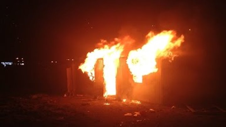 Cтрілянина та пожежа у Києві на місці скандальної забудови