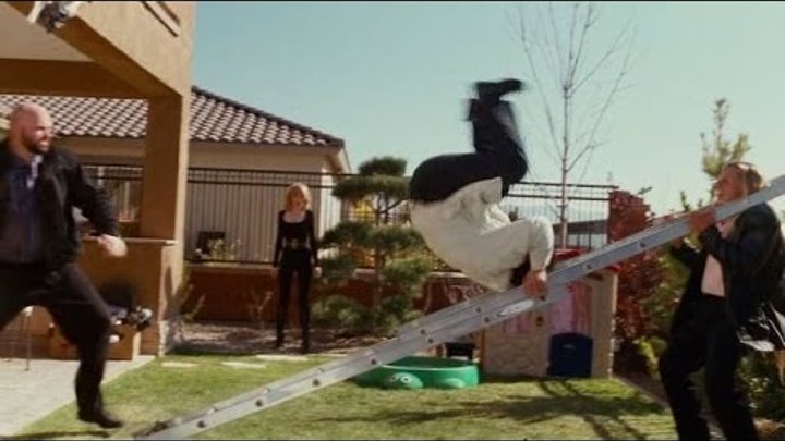 Шпион по соседству -неудачные кадры со съемок, Джеки Чан Шпион по соседству -неудачные кадры со съемок, Джеки Чан