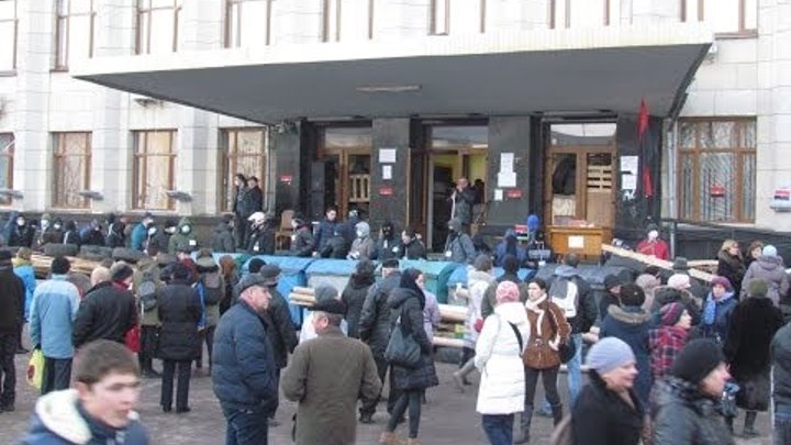 #Евромайдан Житомир 20.02 захваченое здание облгосадминистрации после штурма БАРРИКАДЫ