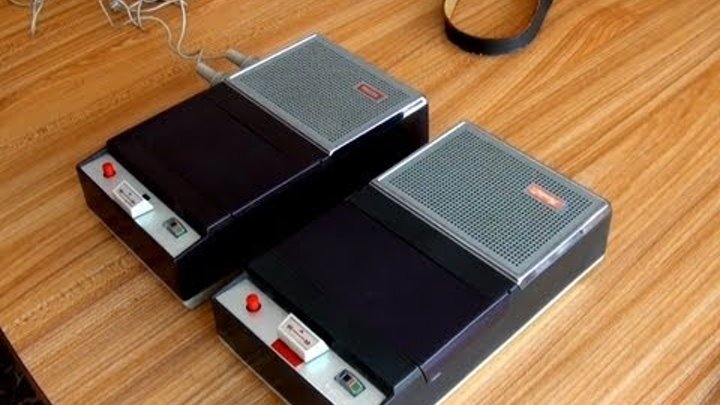 Philips & Norelco EL-3300 Cassette Recorders (1964) Philips & Norelco EL-3300 Cassette Recorders (1964)