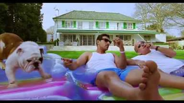 Клип из Фильма Настоящие индийские парни Desi Boyz 2011 Jhak Maar Ke 720