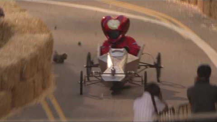Crashes and new speed record @ Red Bull Soapbox Race LA Crashes and new speed record @ Red Bull Soapbox Race LA