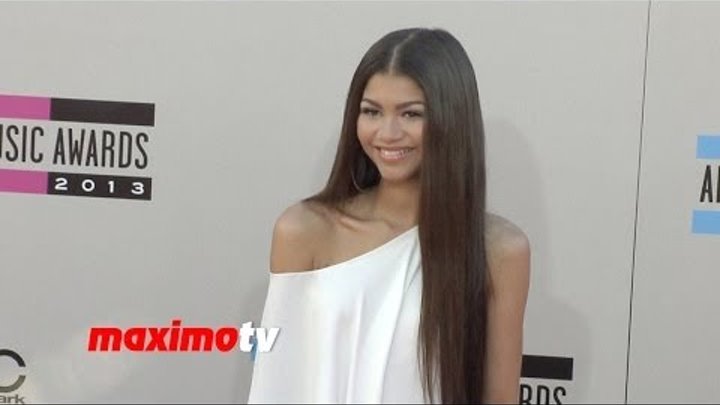 Zendaya 2013 American Music Awards Red Carpet - AMAs 2013 Zendaya 2013 American Music Awards Red Carpet - AMAs 2013