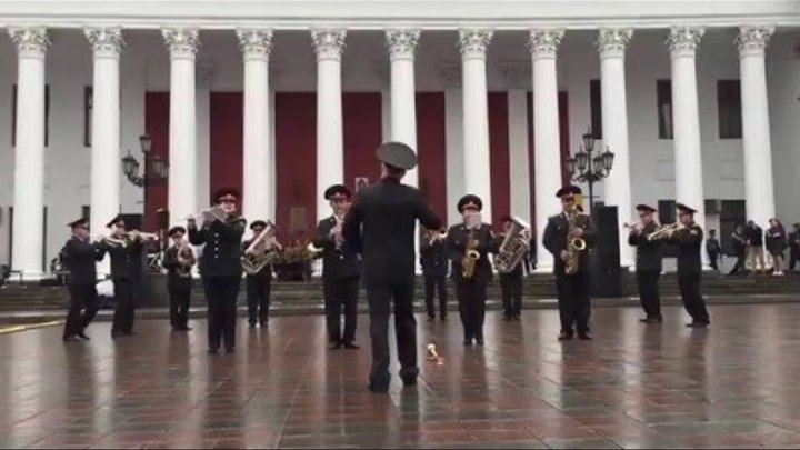 Лабутены: Военный оркестр (Ленинград — Экспонат., На лабутенах)