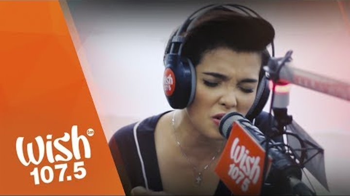 KZ Tandingan covers "Rolling in the Deep" (Adele) LIVE on Wish 107.5 Bus