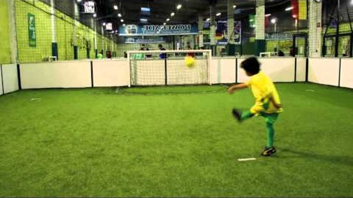 MESSI 7 year old THE BEST - NEW BALLON D'OR MESSI 7 year old THE BEST - NEW BALLON D'OR