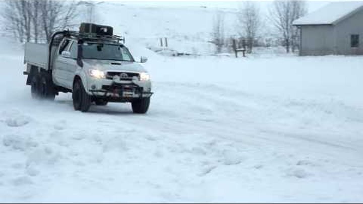 Toyota Hilux 6X6 Toyota Hilux 6X6