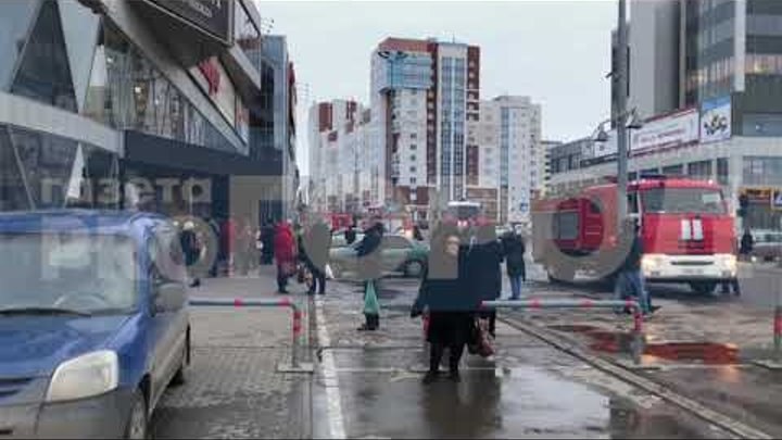 Рязань. Эвакуация ТРЦ "Барс" 3 апреля 18:50 Рязань. Эвакуация ТРЦ "Барс" 3 апреля 18:50