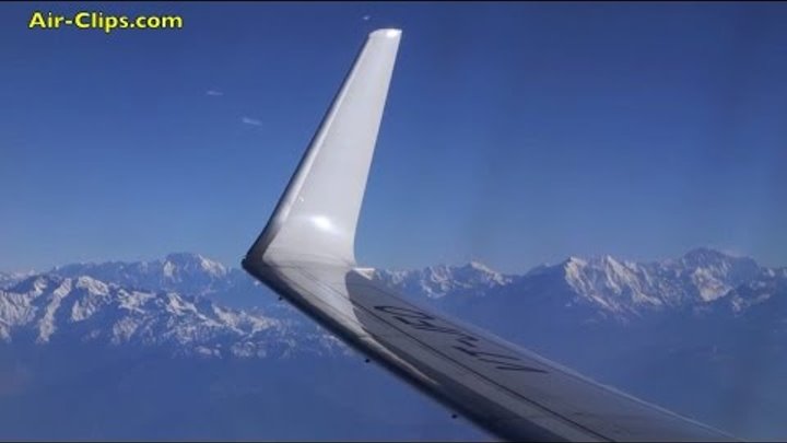 Boeing 737 Himalaya Takeoff with AMAZING Everest views! [AirClips]