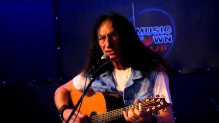 Ken Hensley - I Don't Wanna Wait (14.11.2012, Music Town, Moscow, Russia)