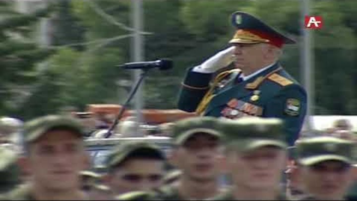 Военный парад в честь 25-летия Дня Победы Республики Абхазия в отечественной войне 1992-1993 гг