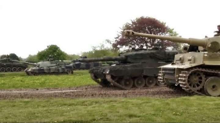 Tiger 1 Tank meets Leopard 1 and Leopard 2 - Tiger Day IX, Tank Museum, Bovington