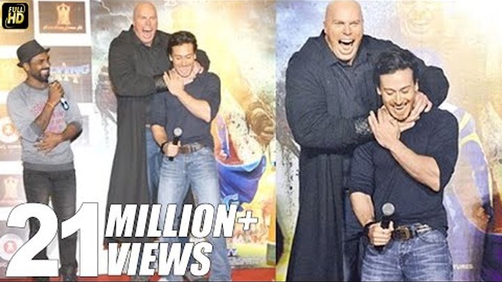 Tiger Shroff Looks So Small In front Of Nathan Jones - Villian Of A Flying Jatt Tiger Shroff Looks So Small In front Of Nathan Jones - Villian Of A Flying Jatt