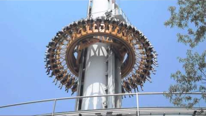 Падение с 70 метровой высоты Lotte World в Сеуле