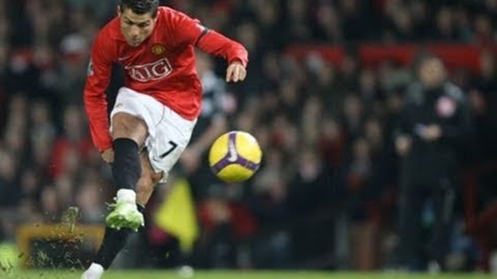 Cristiano Ronaldo Free Kick Tutorial | How to shoot a Knuckle Ball like Gareth Bale Cristiano Ronaldo Free Kick Tutorial | How to shoot a Knuckle Ball like Gareth Bale